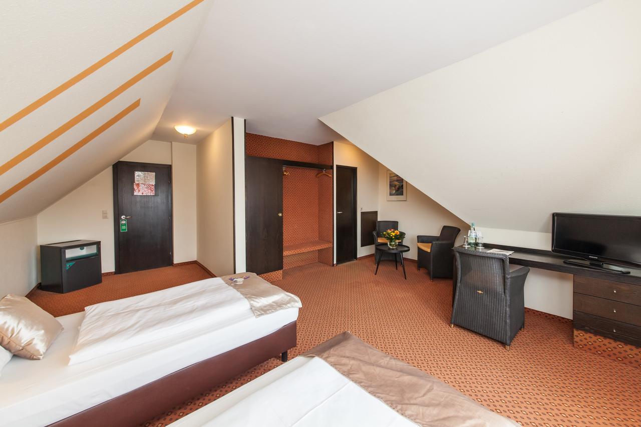 Hotel Strohgaeu Korntal-Münchingen Dış mekan fotoğraf