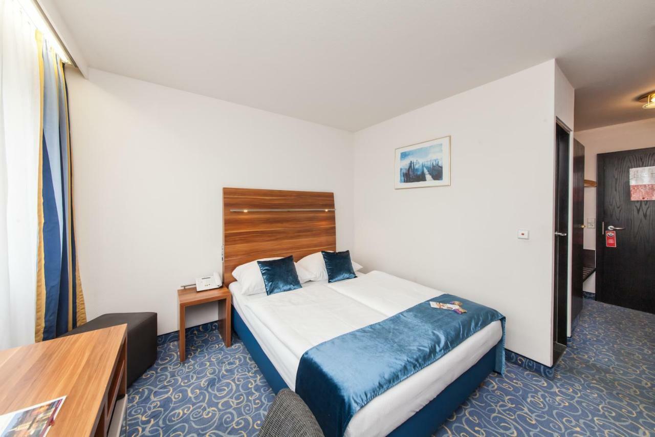 Hotel Strohgaeu Korntal-Münchingen Dış mekan fotoğraf