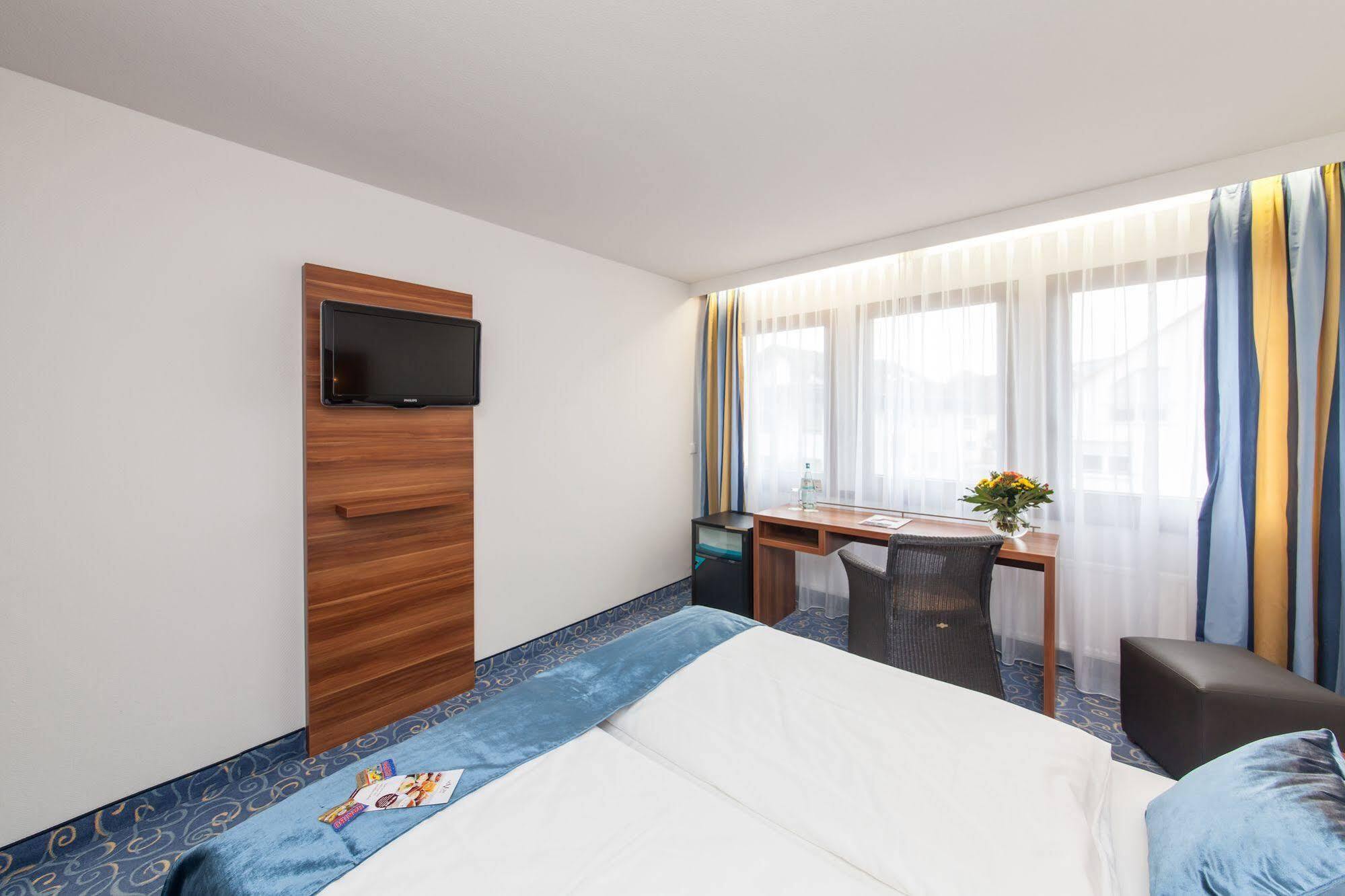 Hotel Strohgaeu Korntal-Münchingen Dış mekan fotoğraf