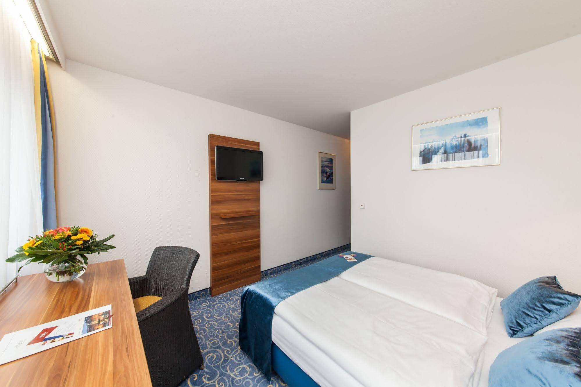 Hotel Strohgaeu Korntal-Münchingen Dış mekan fotoğraf